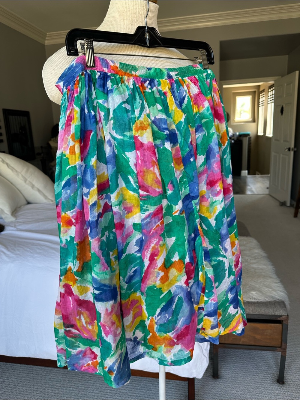 Mixit vibrant sheer skirt, size large - Picture 4 of 11